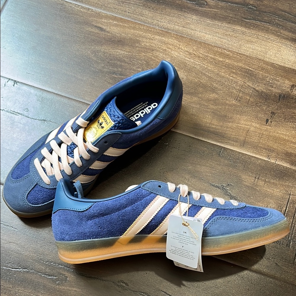 Adidas Men's Gazelle Indoor Originals (dark blue, size 9.5)